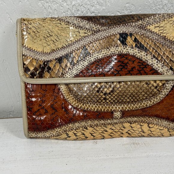 Vintage Original by Caprice Snakeskin Leather Envelope Clutch Crossbody Chain - Picture 2 of 13